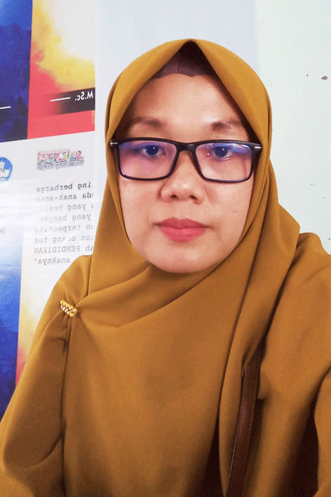 PUTRI EKA ROHMADANI,S.Pd